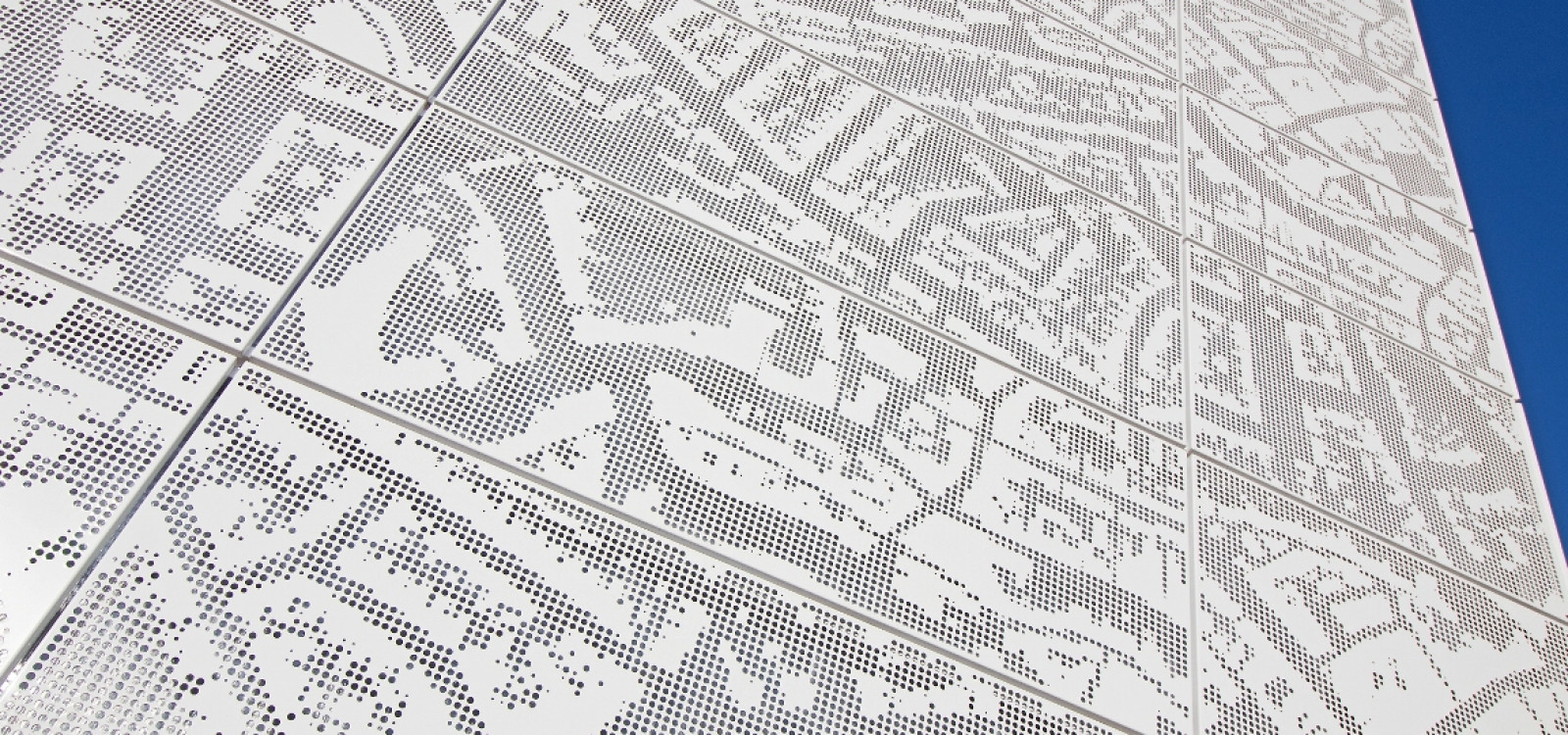 landkaart geperforeerd gevel aluminium